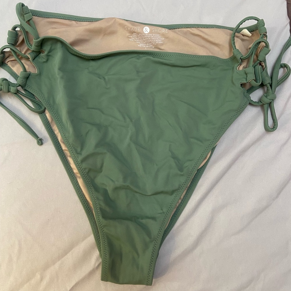 High waisted bikini bottom